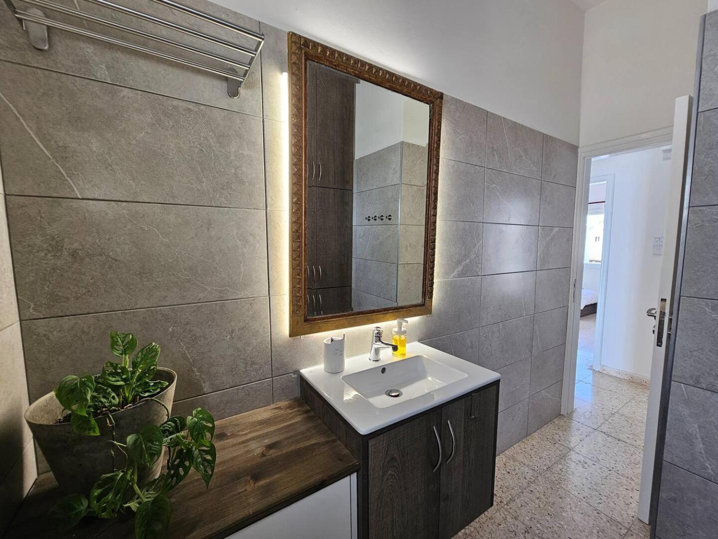 Ammos Beachfront Villa Paradise Larnaca Luaran gambar
