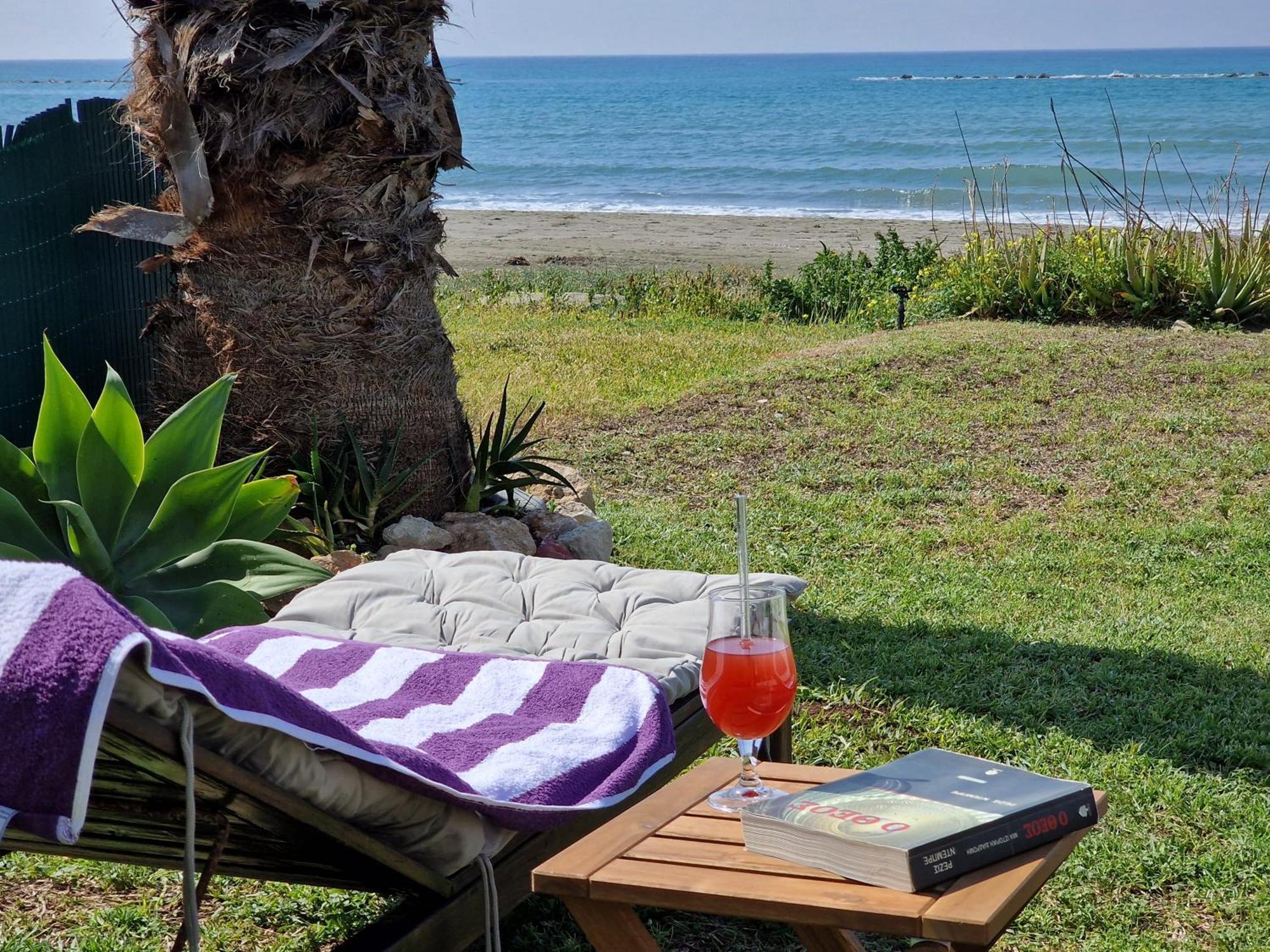 Ammos Beachfront Villa Paradise Larnaca Luaran gambar